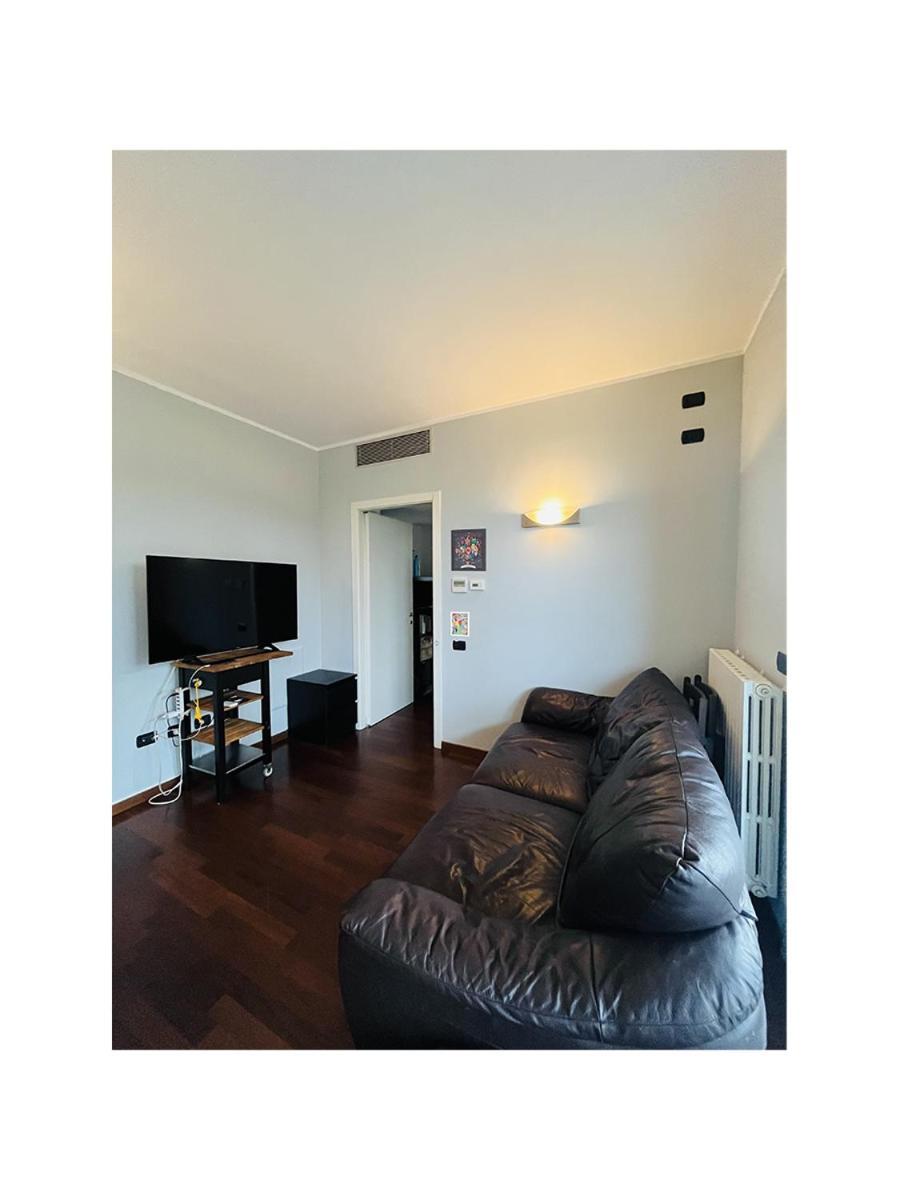 A Casa Di Luca Apartment มิลาน ภายนอก รูปภาพ